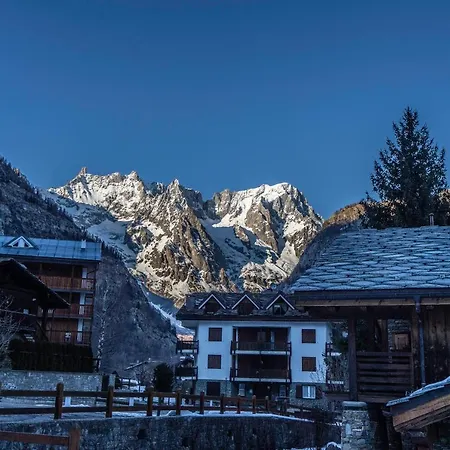 Joivy Family Apartment, Near Lifts, In 아파트 *