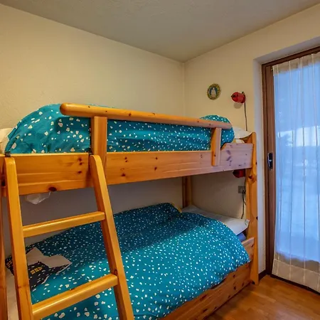 Joivy Family Apartment, Near Lifts, In * 쿠르마예