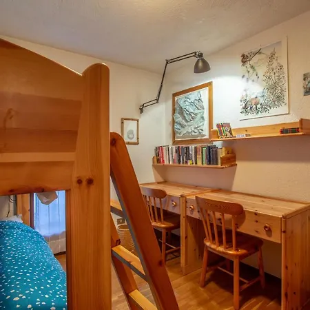 شقة Joivy Family Apartment, Near Lifts, In *