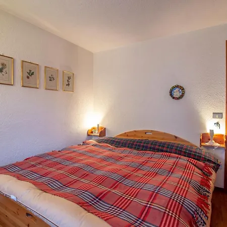 Joivy Family Apartment, Near Lifts, In 쿠르마예